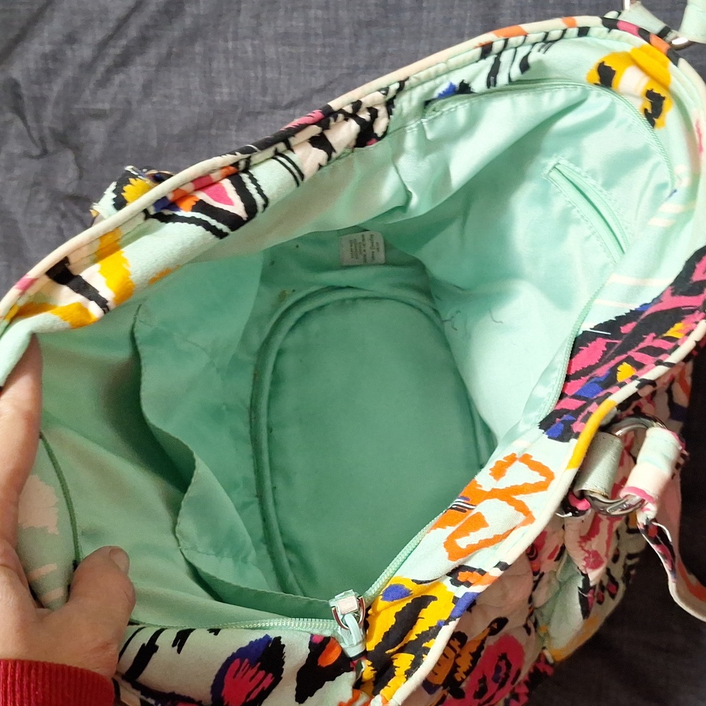 Vera Bradley Bag - Picture 3 of 9
